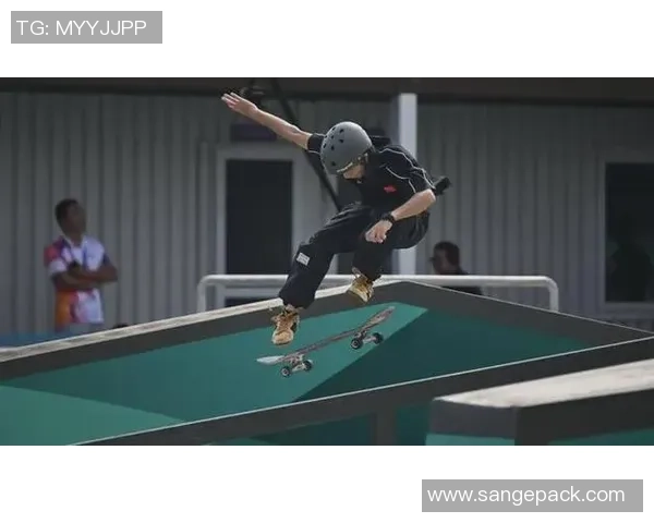 北京攀岩队在世界滑板锦标赛中以72分稳居积分榜首位 北京攀岩队在世界滑板锦标赛中以72分稳居积分榜首位