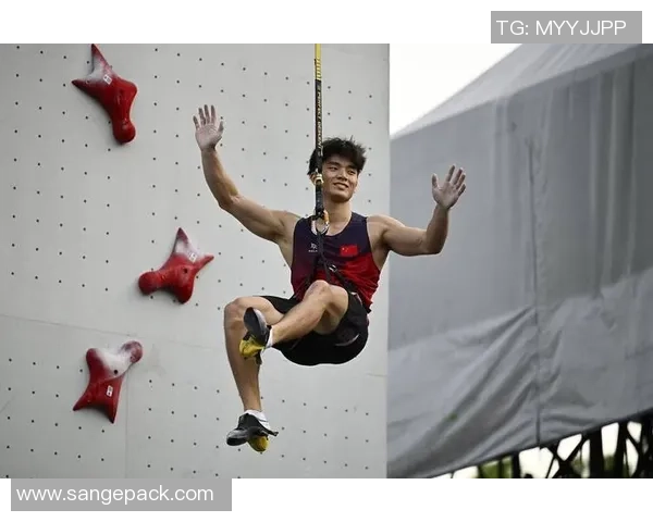 深圳攀岩队在世界锦标赛中的灵活性表现引发关注与赞誉 深圳攀岩队在世界锦标赛中的灵活性表现引发关注与赞誉